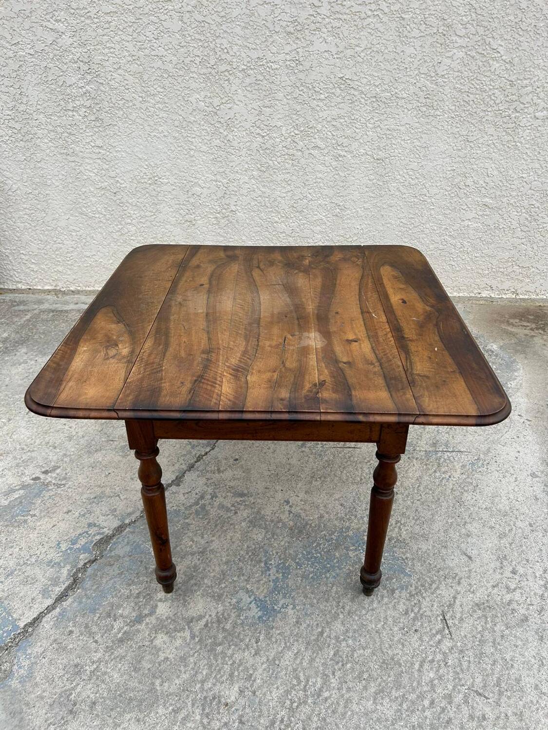 Table extensible en bois