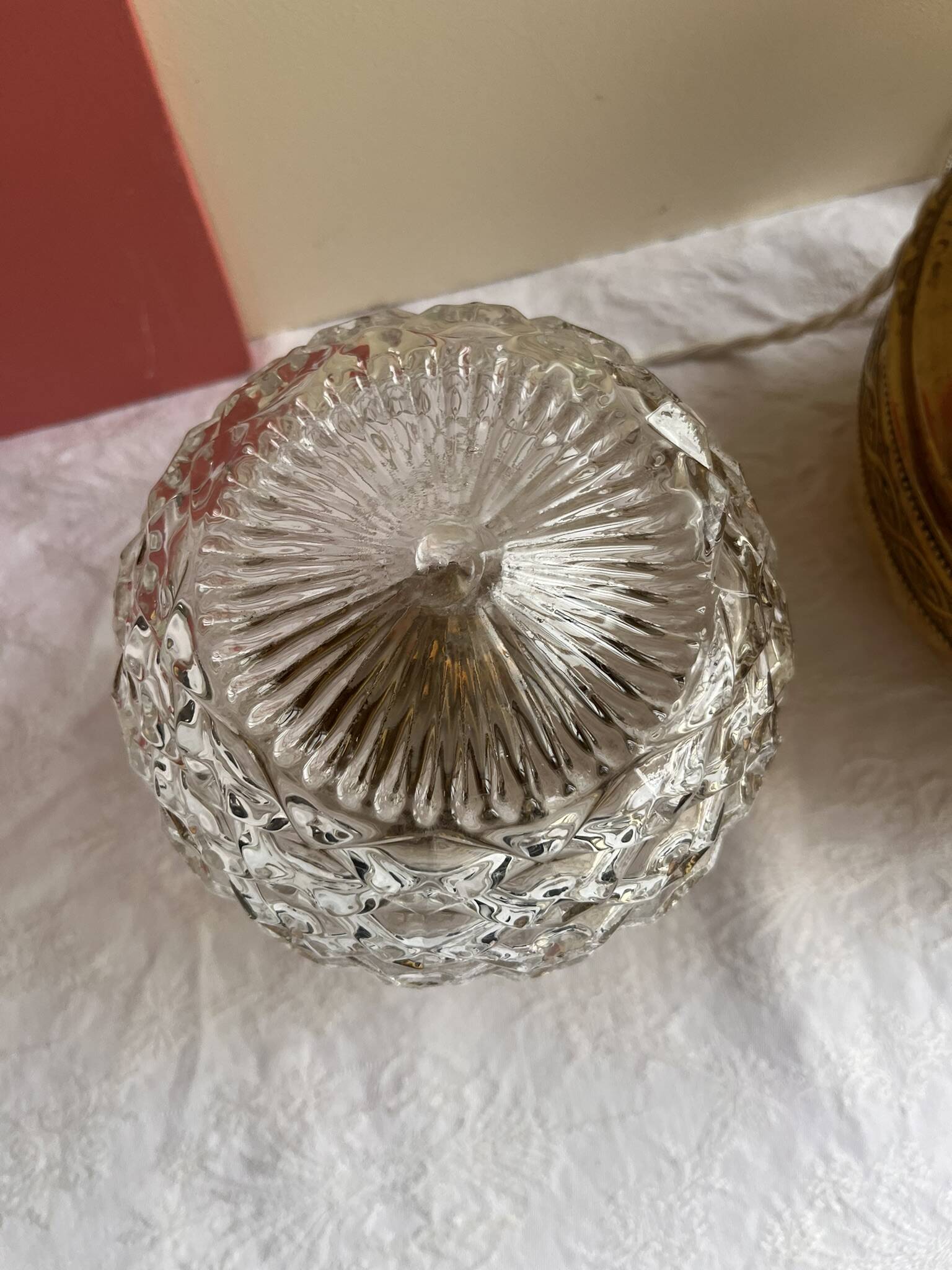 Vintage table lamp in chiseled glass - pineapple model