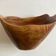 Saladier centre de table en bois d'olivier 1960 forme libre