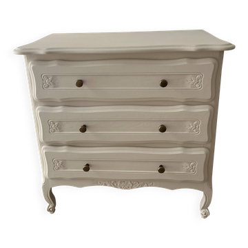 White feather chest of drawers