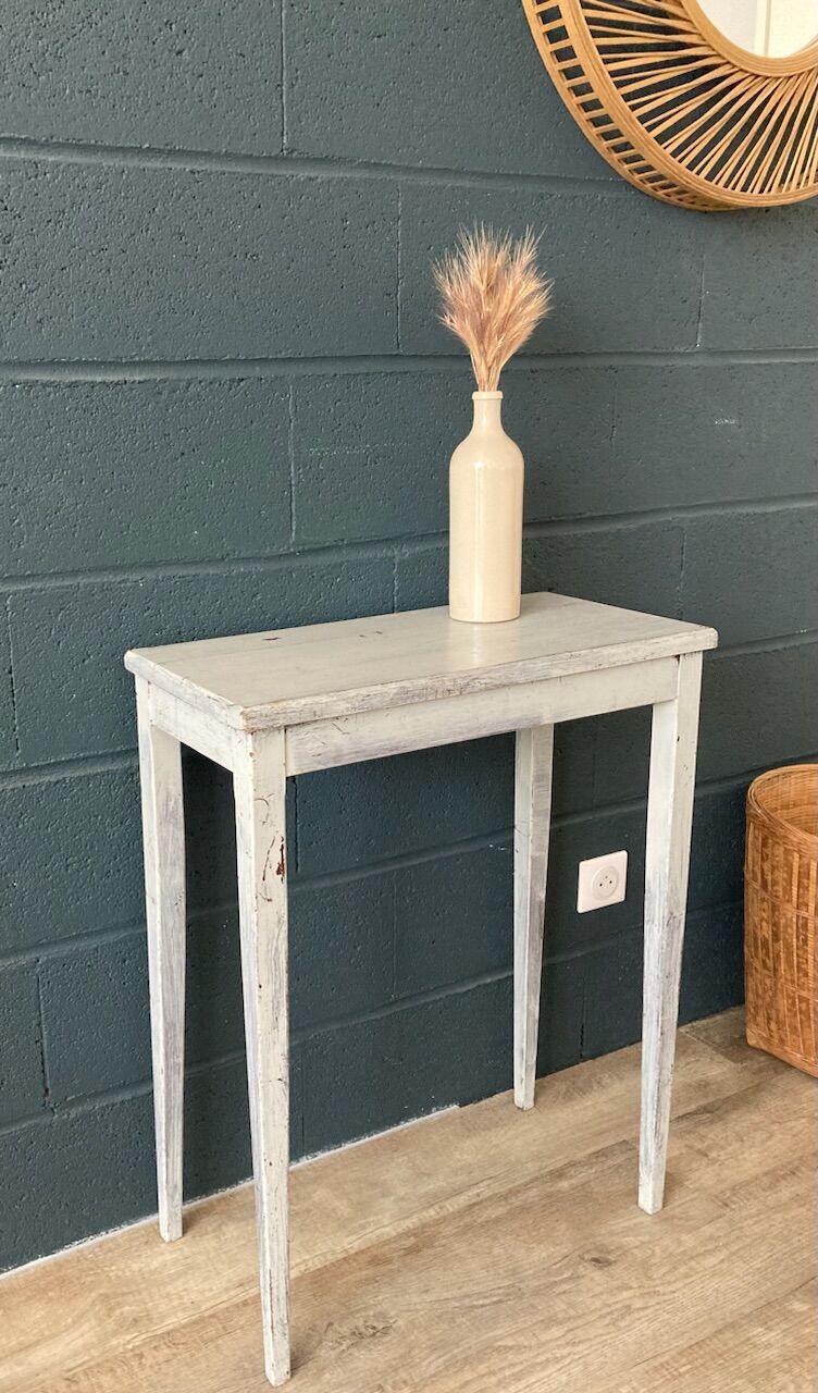 Side table in gray patinated oak