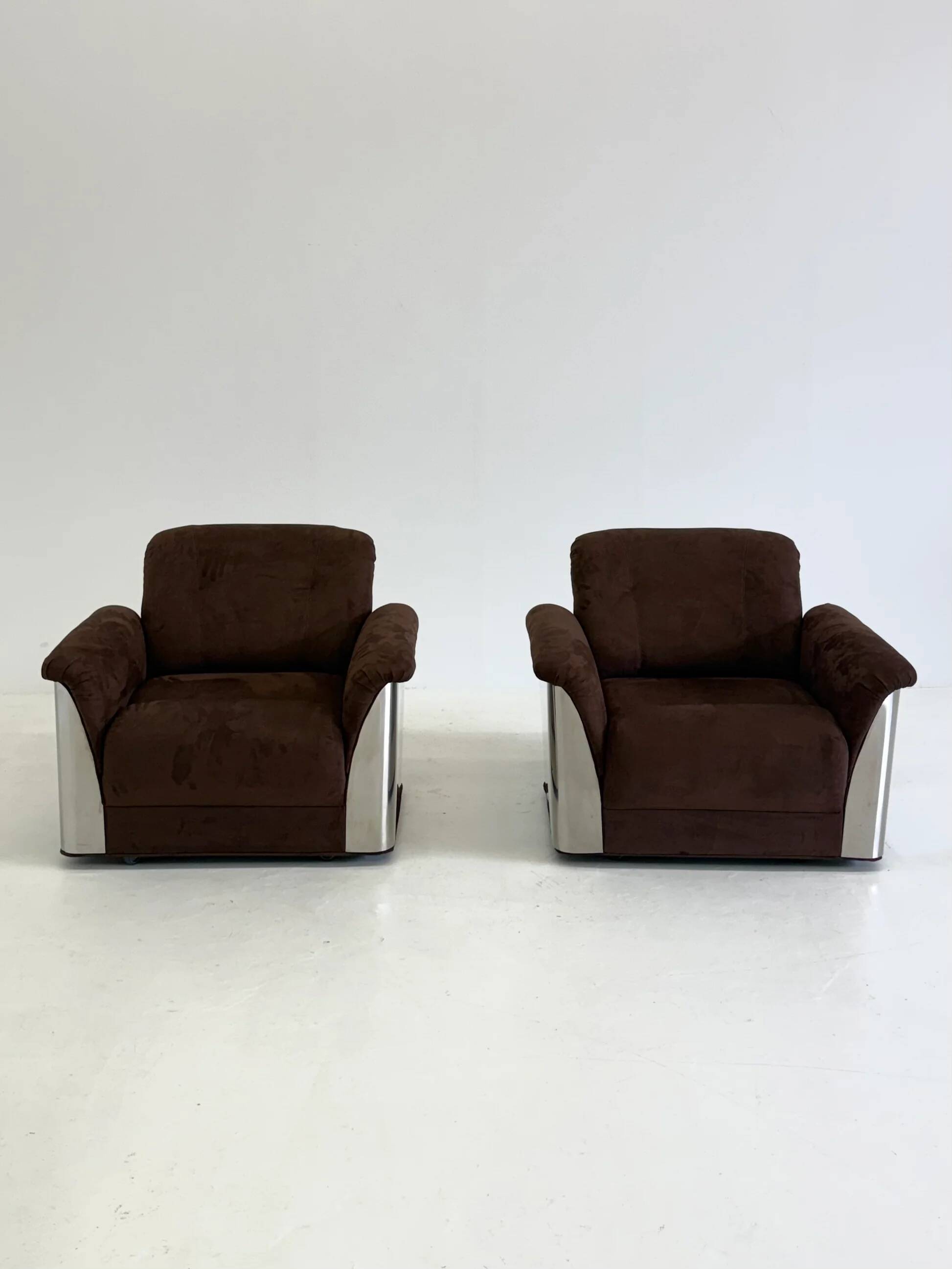 Complete lounge seating area by Gian Pietro Arosio