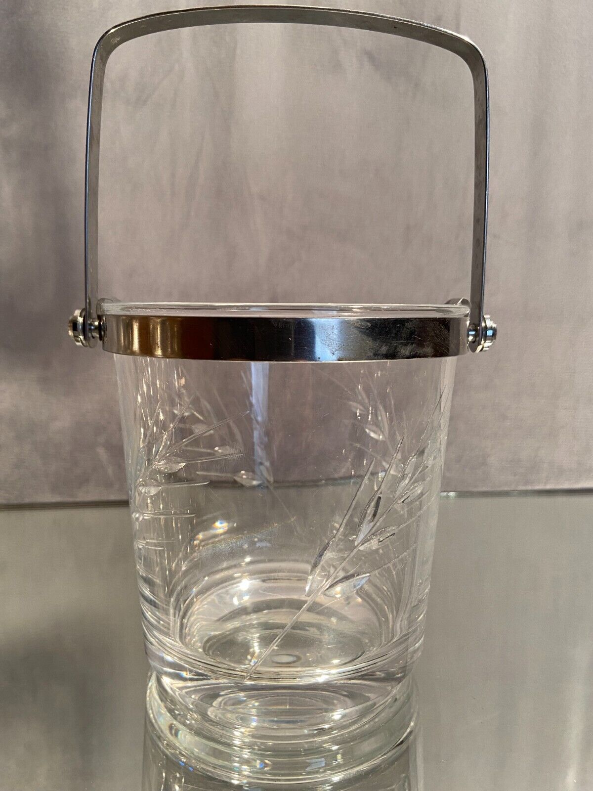 Cut crystal ice bucket with plant decoration and stainless steel frame