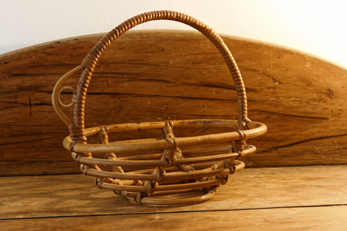 Rattan egg basket