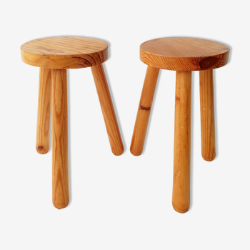 Pair of pine tripod stools