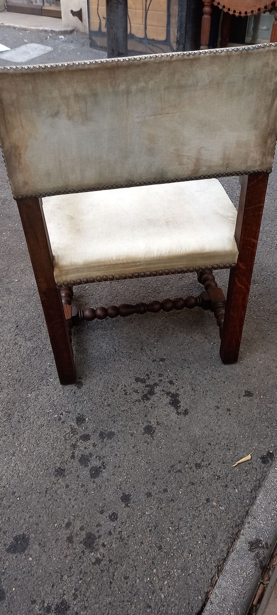 Vintage arm chair