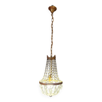 Hot air balloon chandelier with tassels