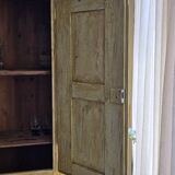 19th-century bonnetière wardrobe | Claudia