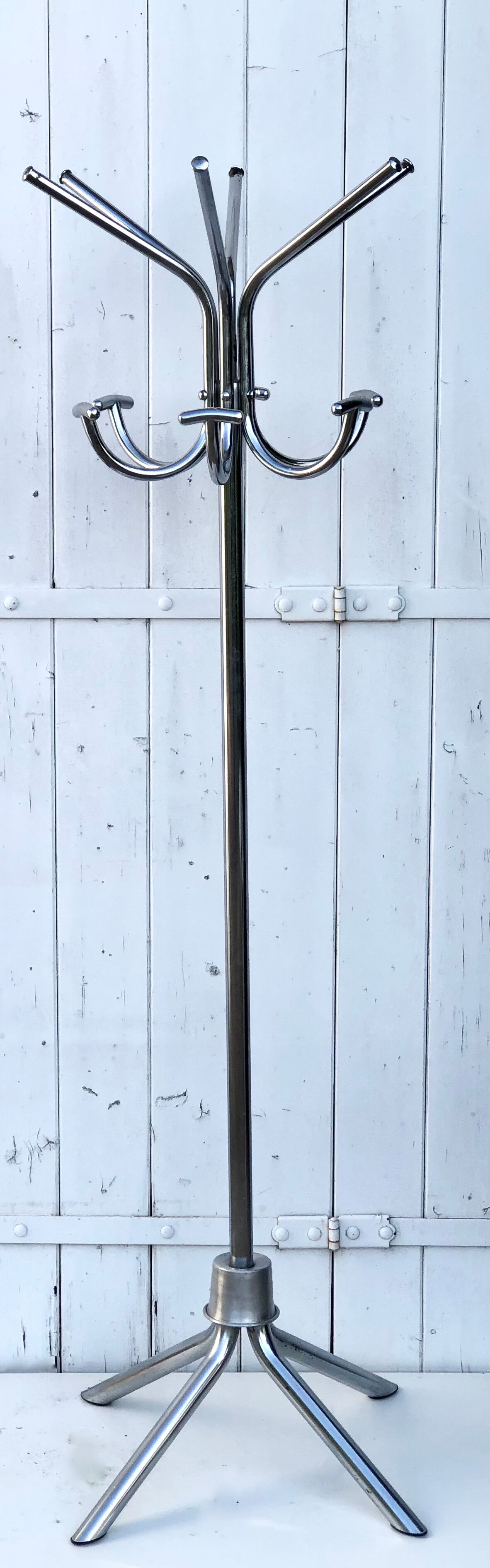 Industrial coat parrot