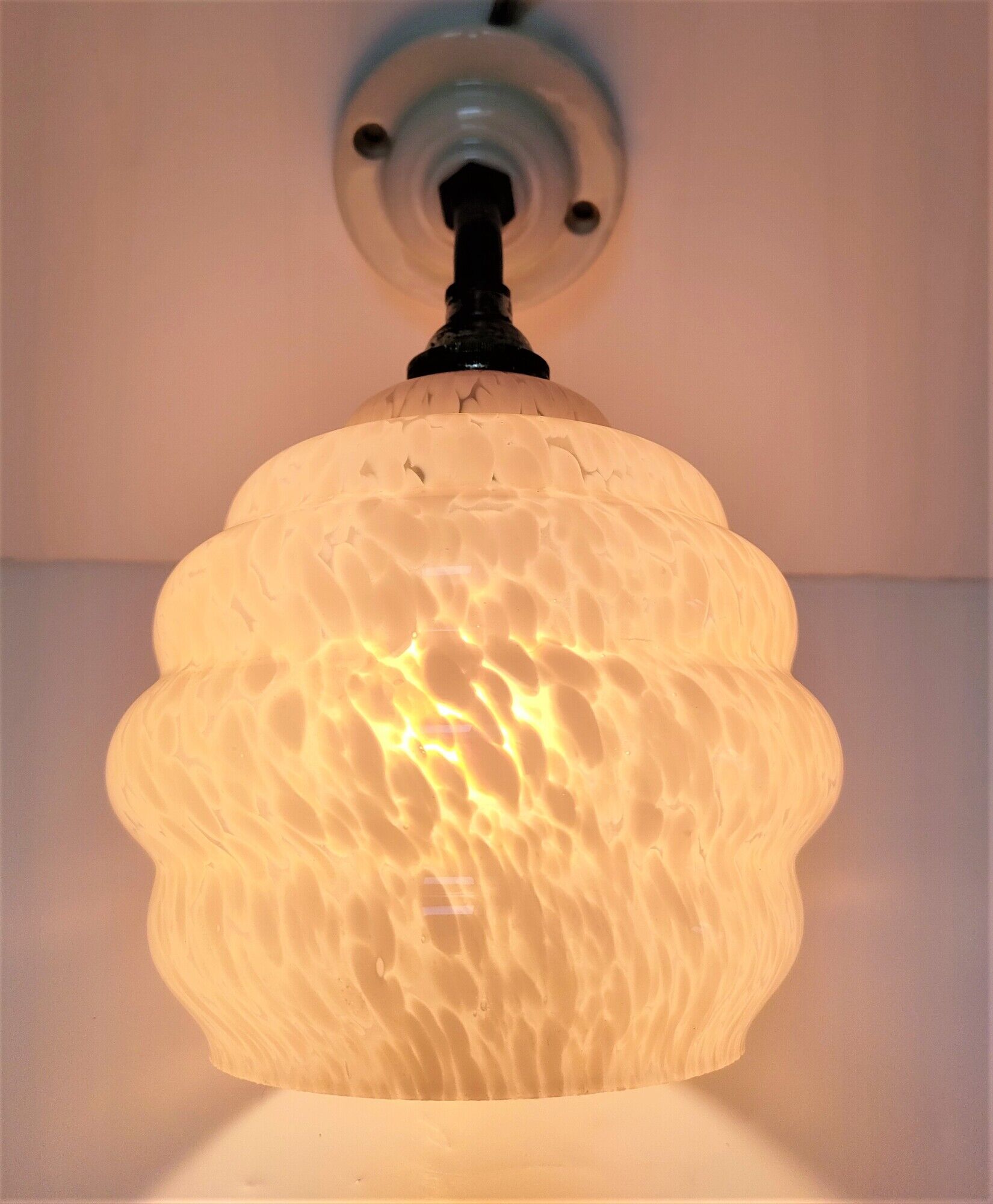 Art Deco wall lamp glass Clichy pink and porcelain