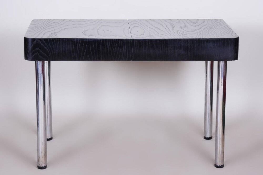 Czech Bauhaus Extendable Dining Table in Oak Veneer, 1930s