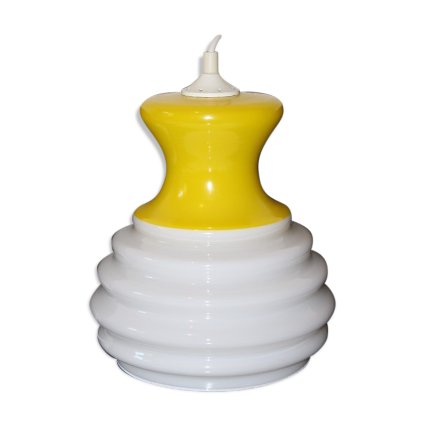 Suspension in opaline 70s