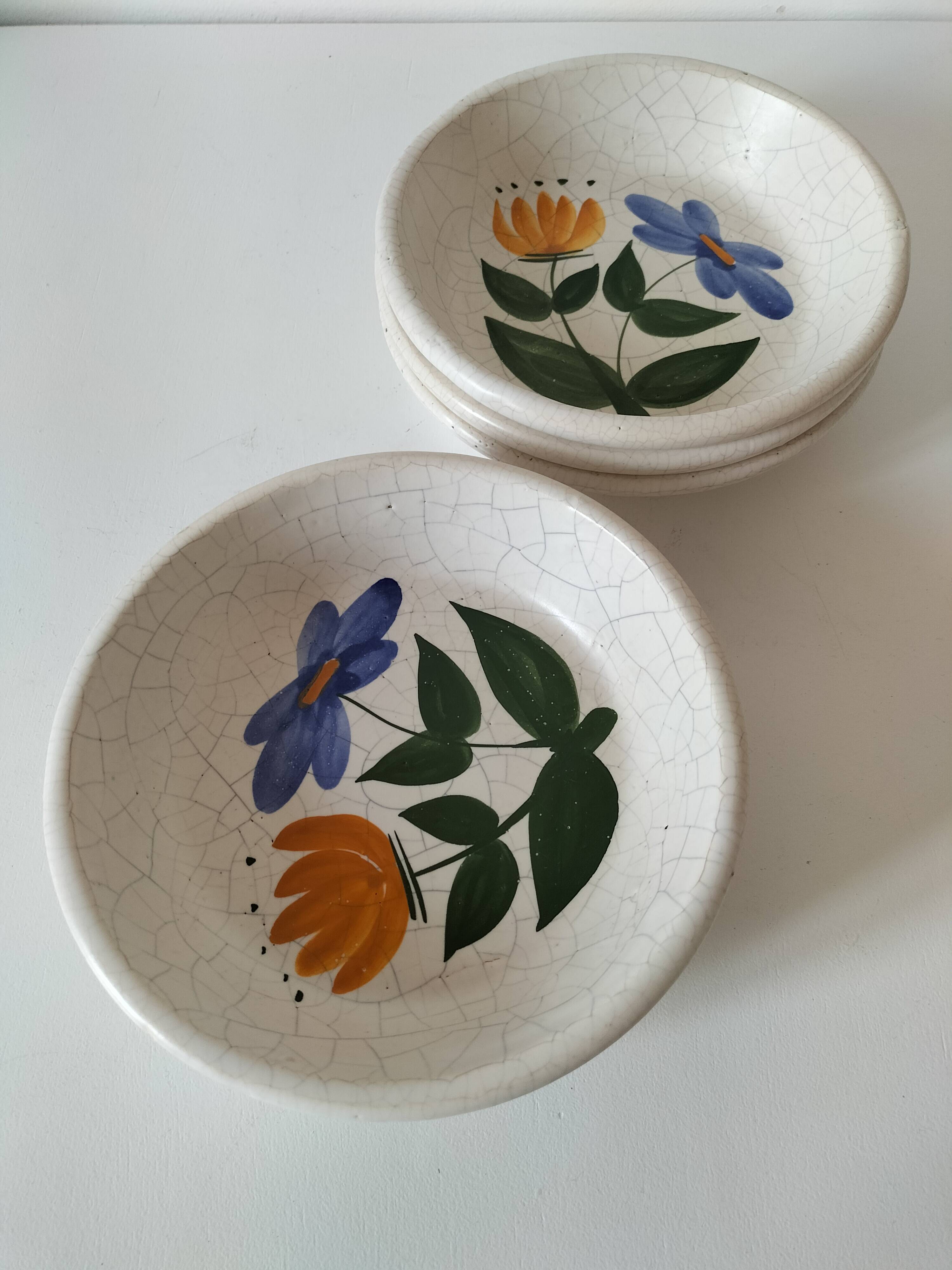 6 deep plates Poteries du Marais hand-painted floral decoration from the 60s and 70s