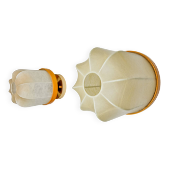 Pair of "cocoon" wall lights, polymer and pine, Italy, 1970