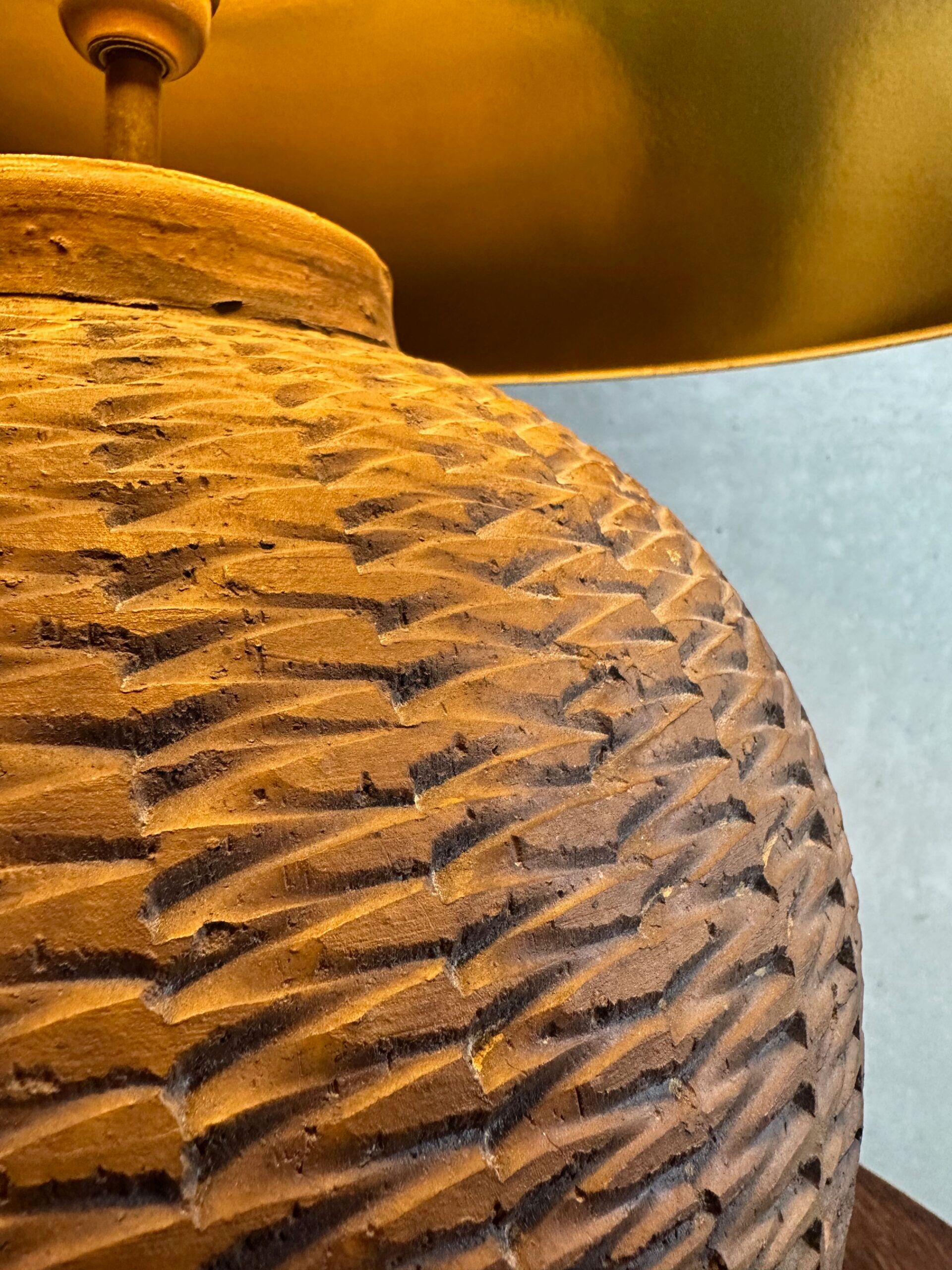 XL wabi sabi table lamp – Terracotta