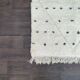 Tapis berbère pois noirs et losange blanc