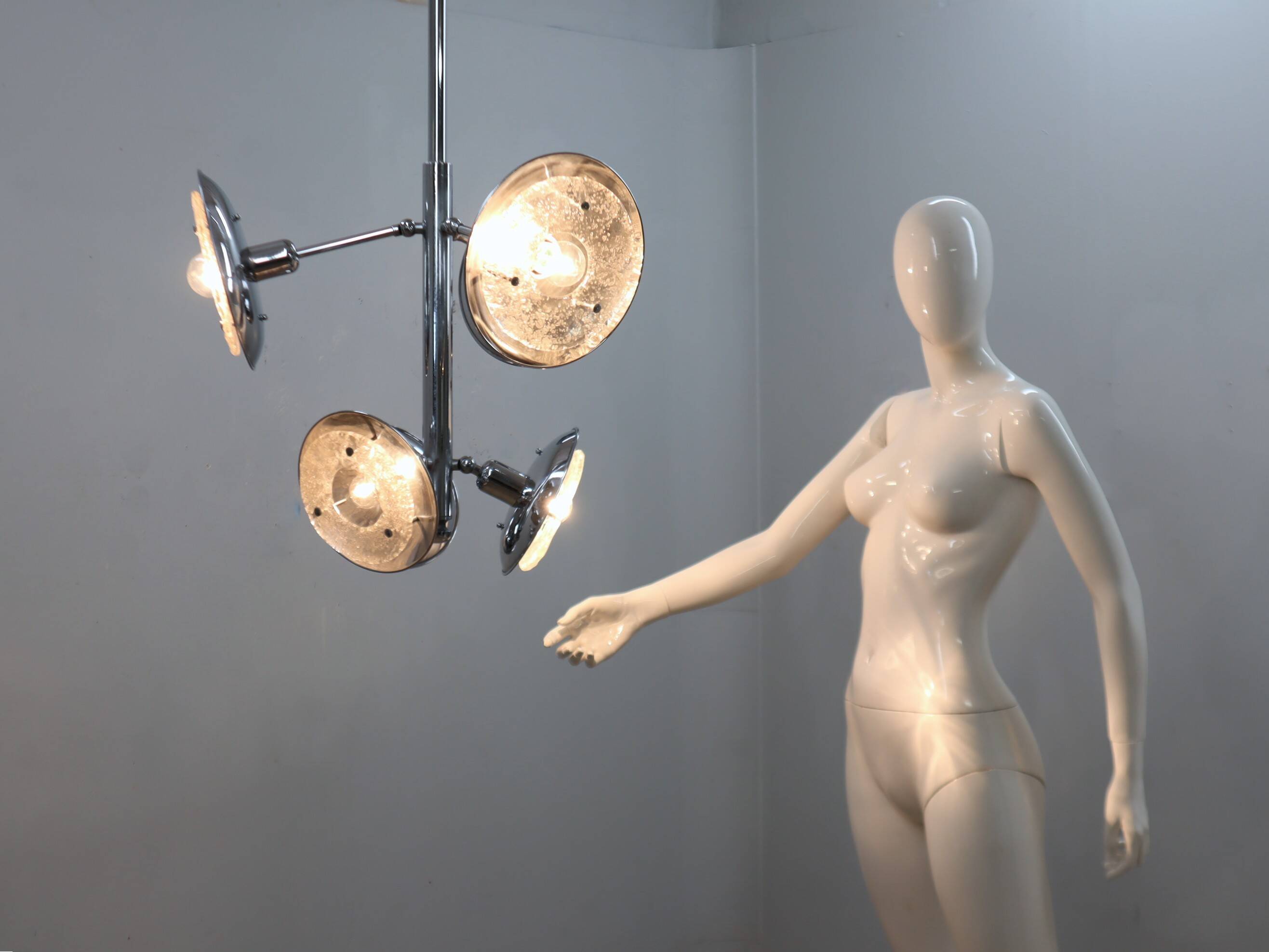 Esperia chandelier 1970s, chrome and Murano glass, 6 arms adjustable