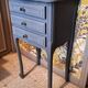 Table de chevet 1950 en bois peint coloris gris trench rénovée 3 tiroirs