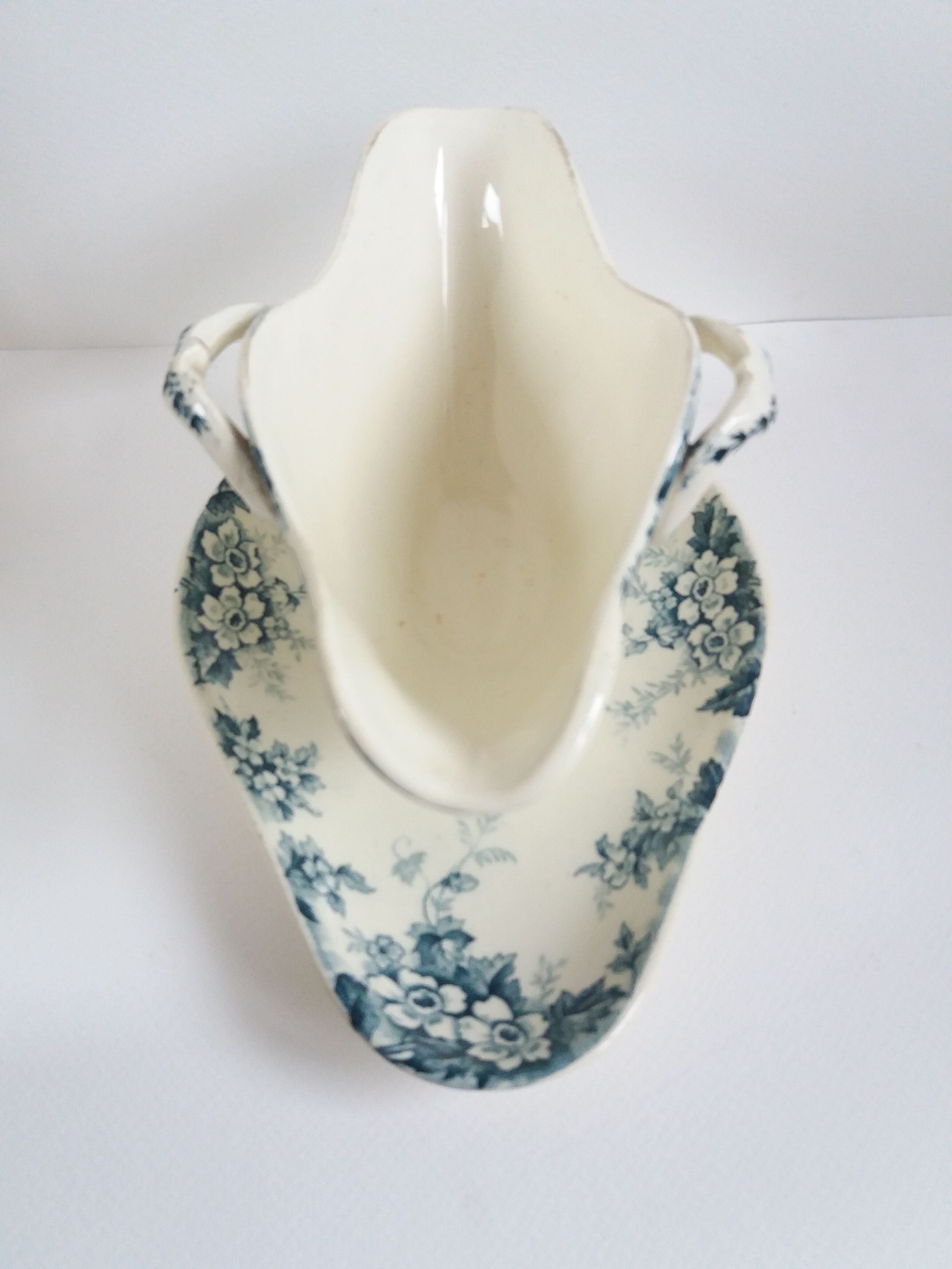 "Eglantines" saucière