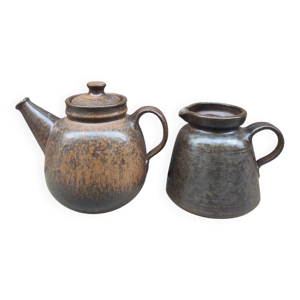 Théière et pichet par