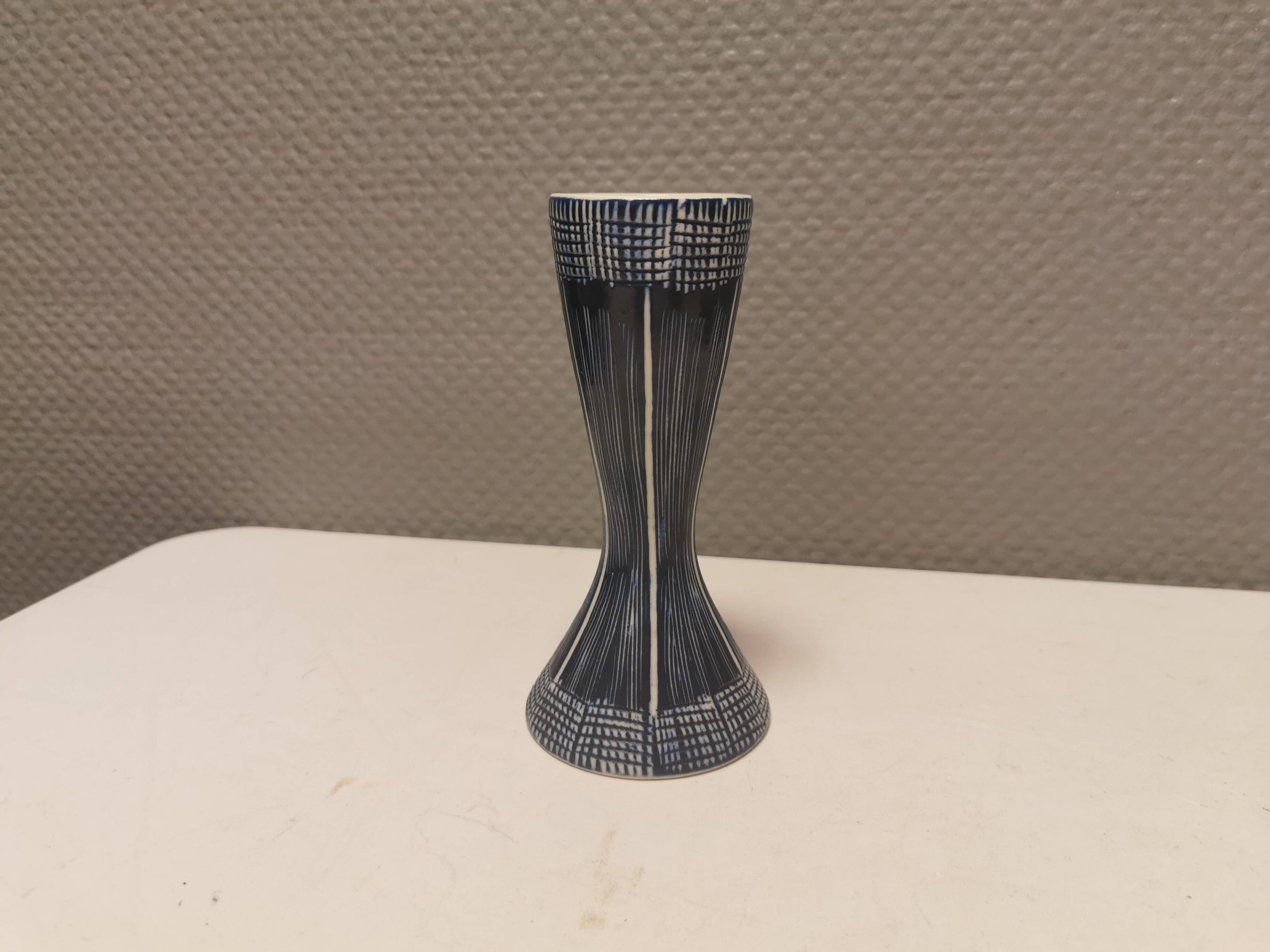 Danish vase from the 1950s. Designed by Aksel Sigvald Nielsen (aksini) signed at the bottom