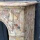 Cheminée de style Louis XV en marbre brèche d’Alep