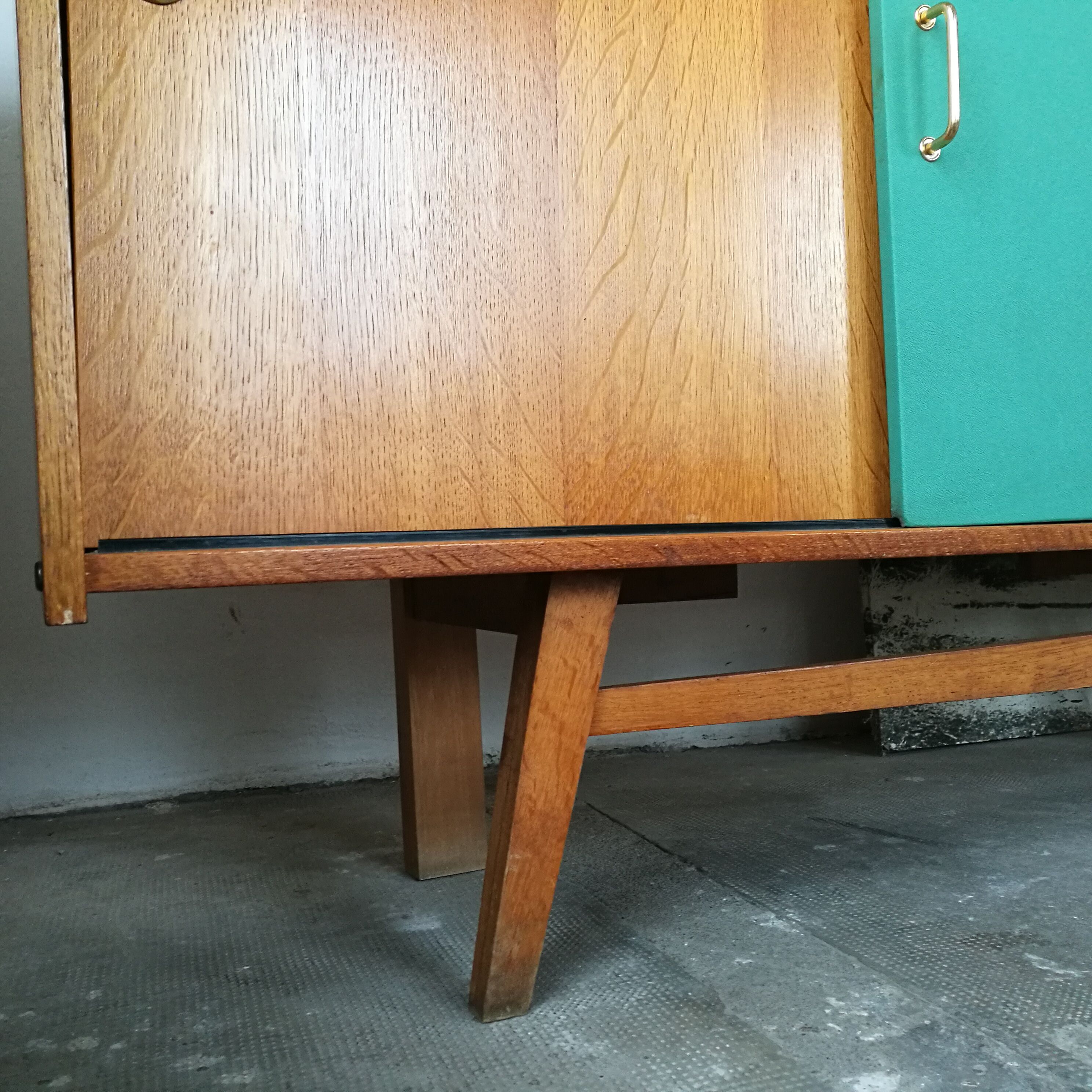 Vintage oak enfilade