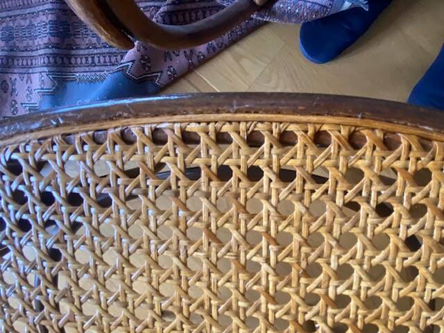 set of 6 Thonet chairs