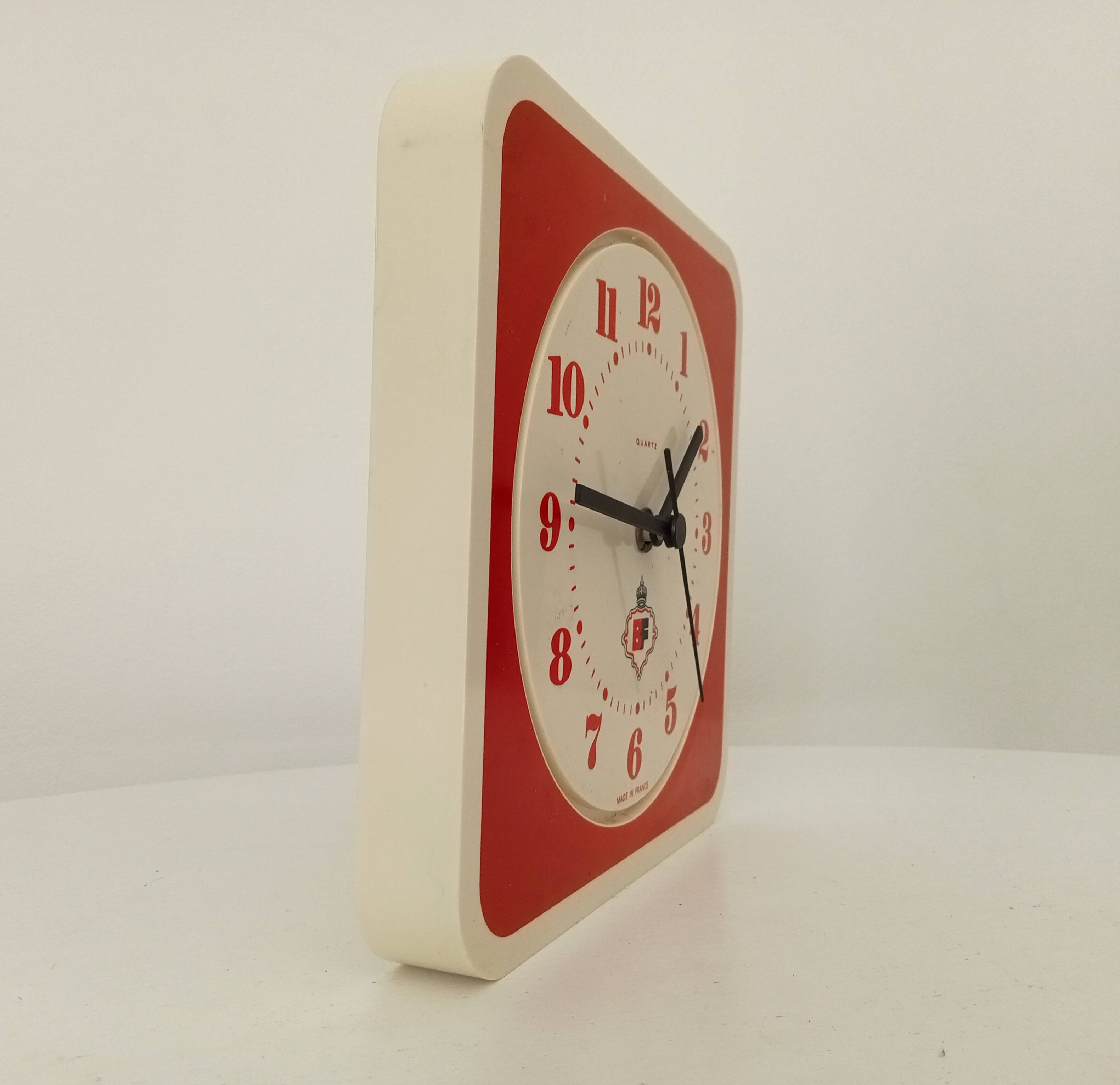Vintage wall clock from the 60s/70s