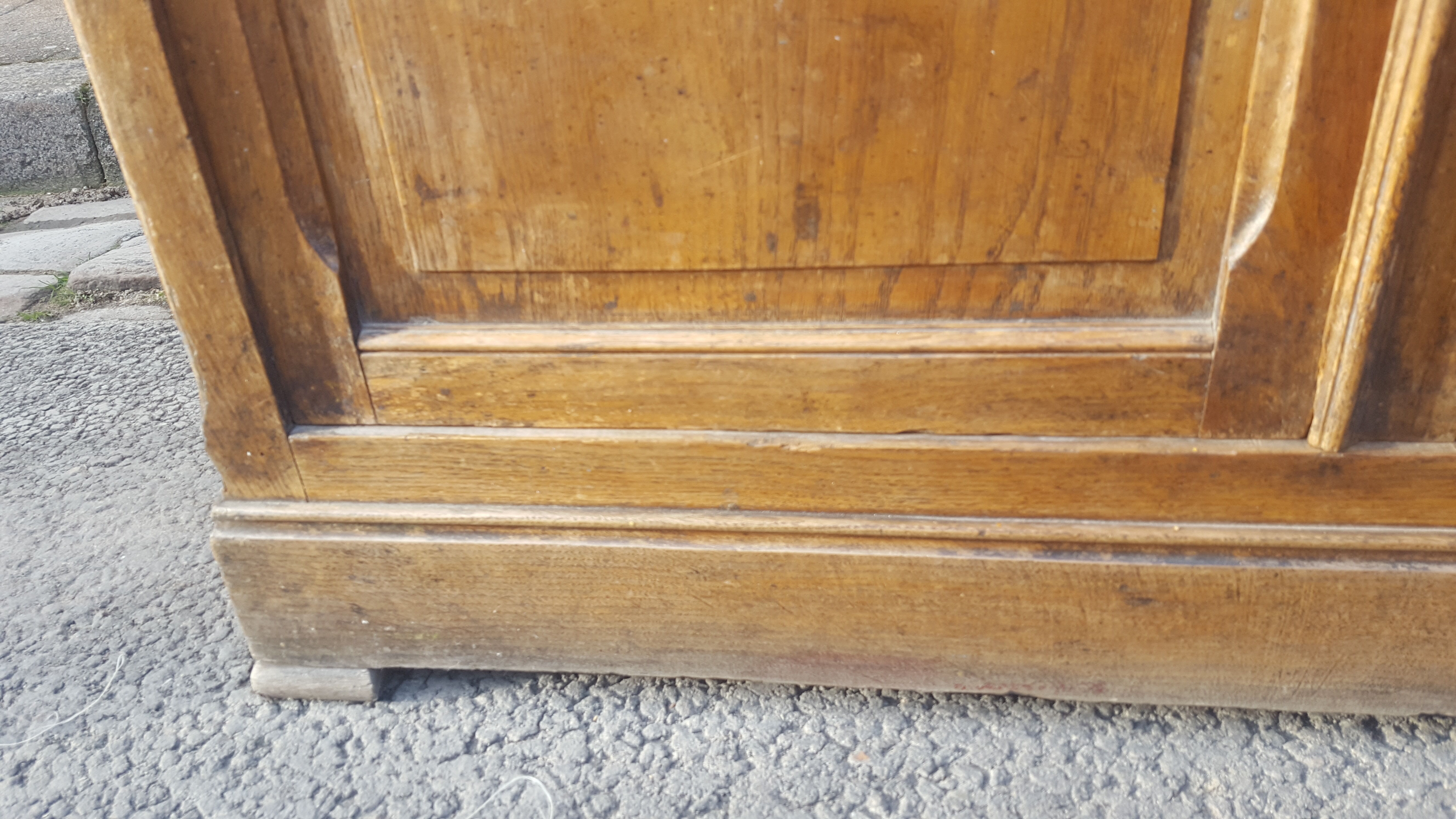 delagrave school furniture showcase library