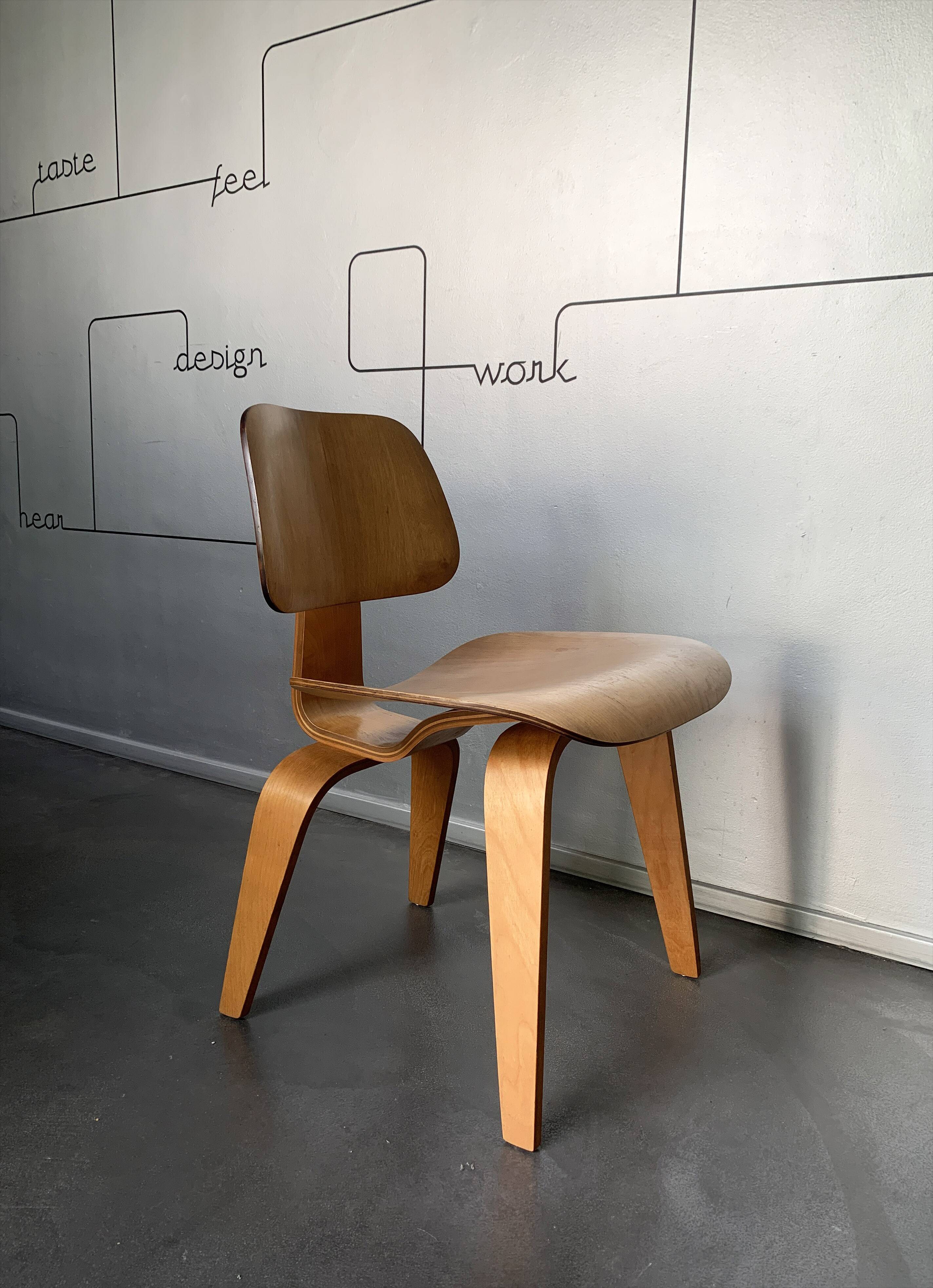 DCW Maple Chair, Charles & Ray Eames for Herman Miller, 1950s