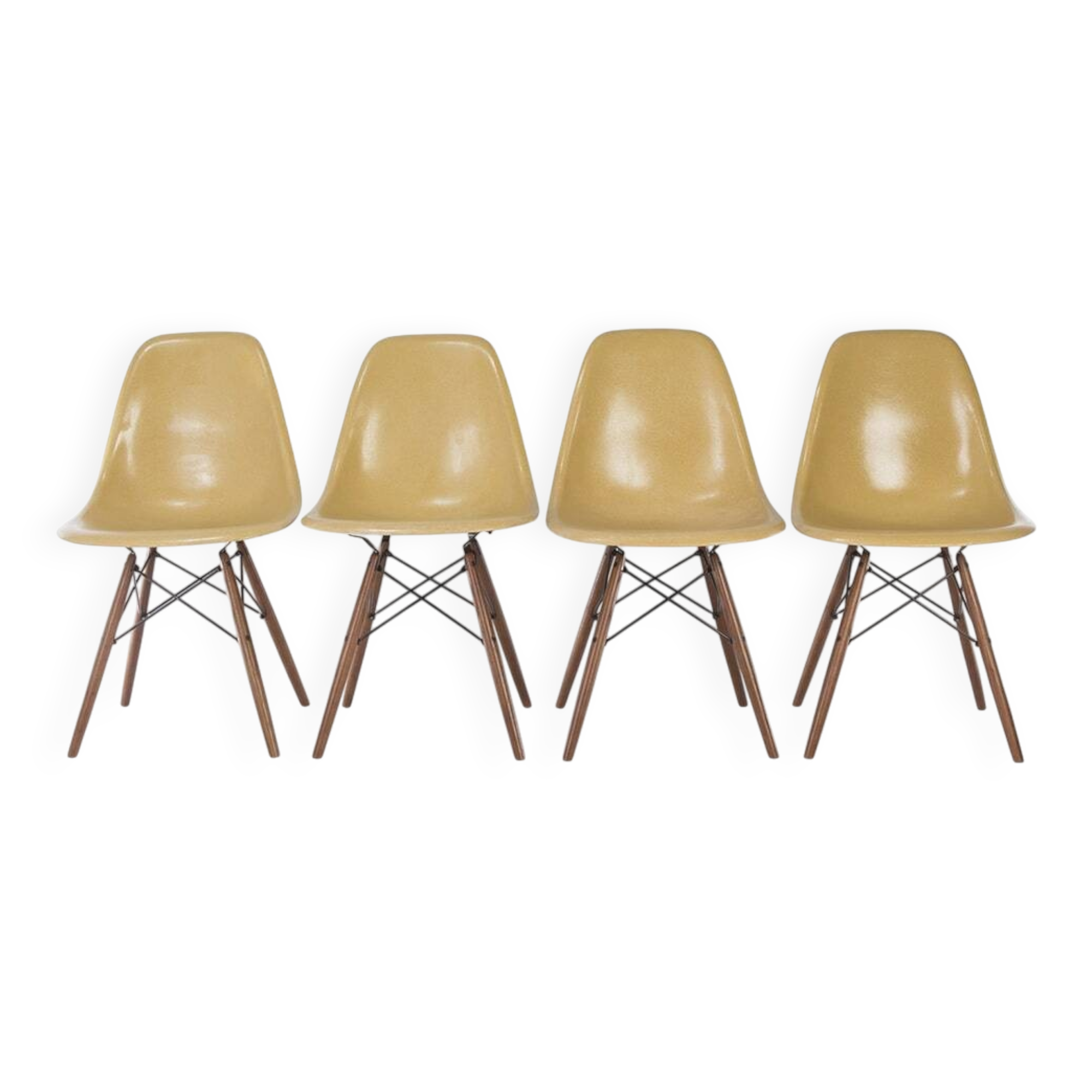 Ensemble de 4 chaises Herman Miller Vintage Eames DSW Side Shell couleur ocre clair