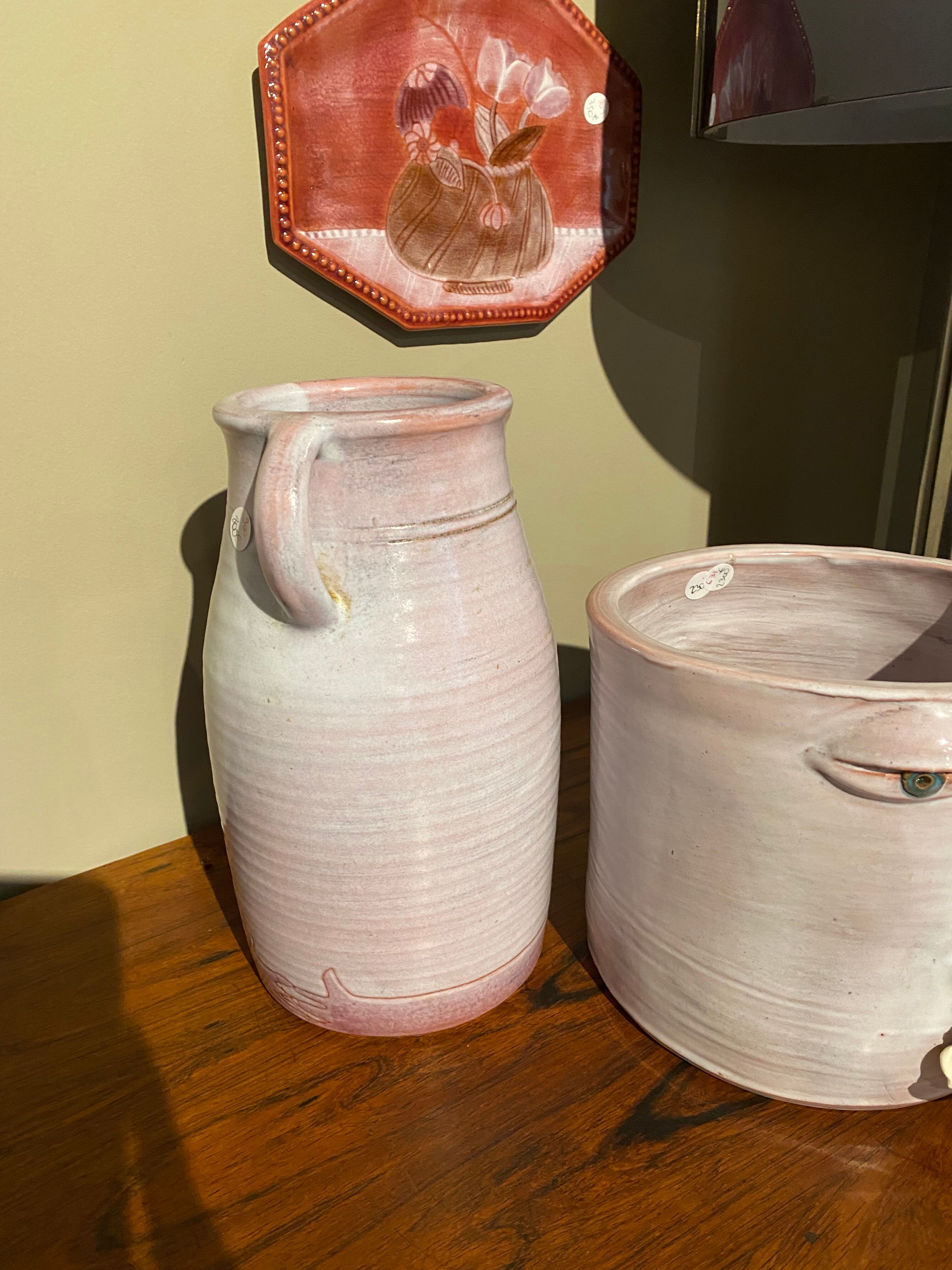 Large vase with decorations of woman Frères Cloutier