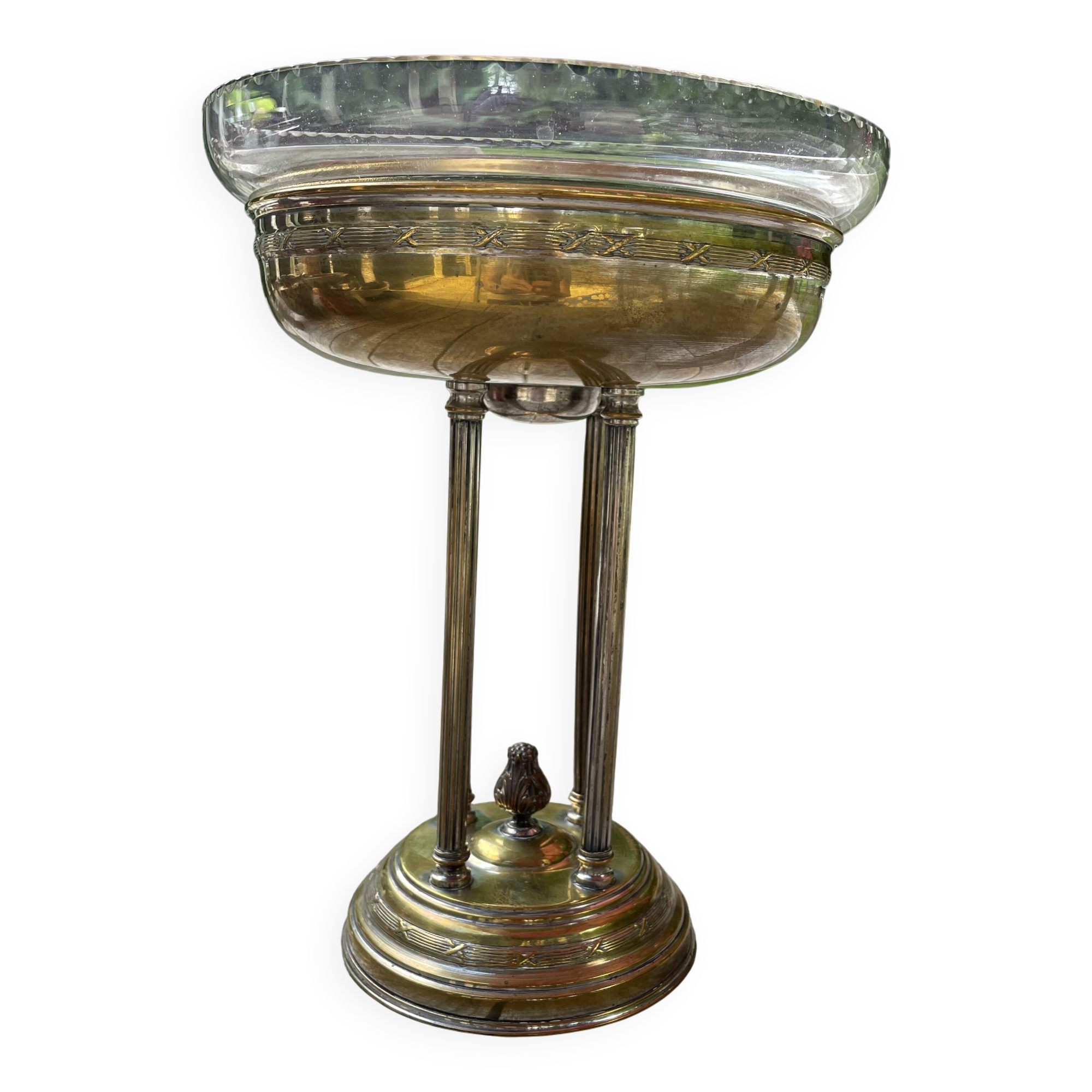 Antique Centerpiece Fruit Bowl in Gilded Brass with Fine Chiseled Glass Bowl