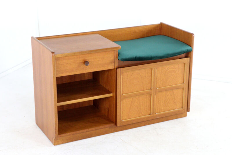 Parker Knoll gossip bench - fully restored