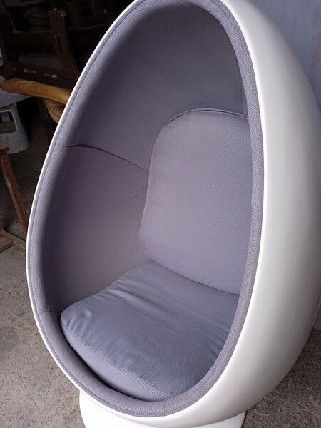 Armchair egg design st 1970 turning