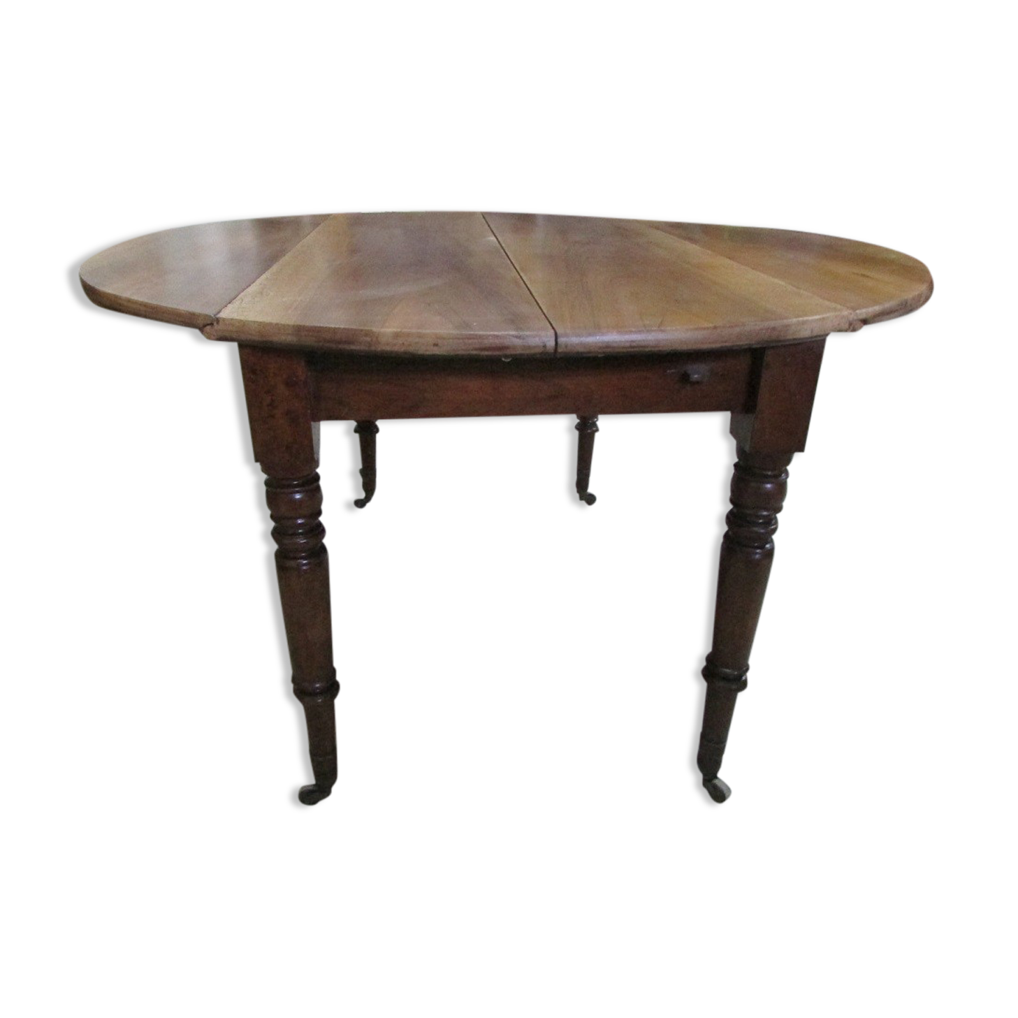 Round table 4 feet, opening with walnut shutters