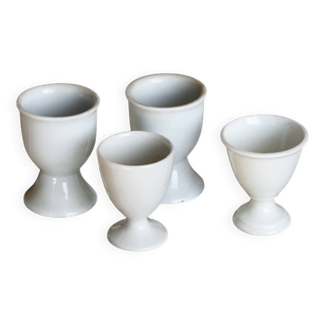 4 coquetiers vintage dépareillés en porcelaine blanche