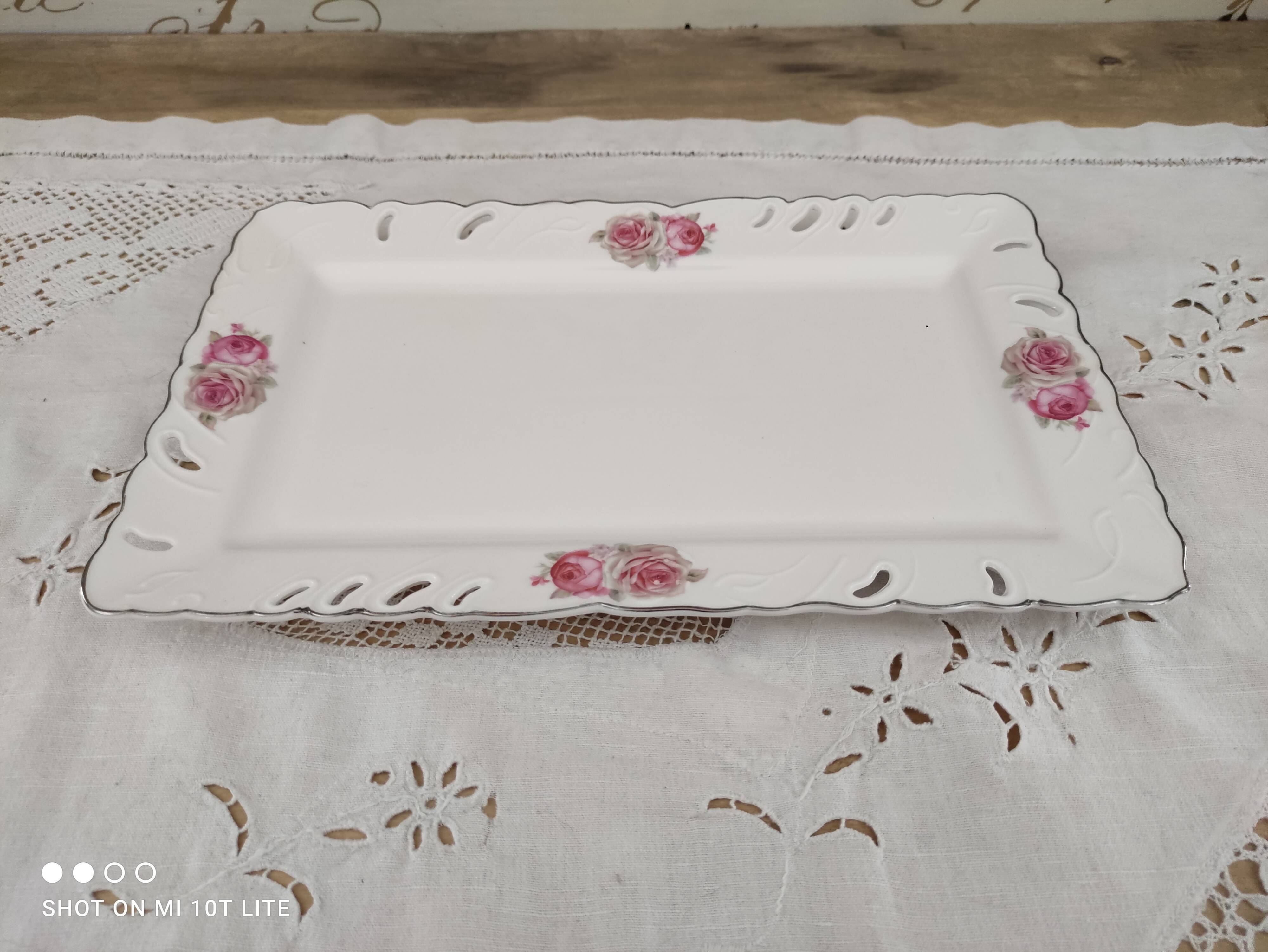 Rectangular dish in german porcelain white openwork bordered silver and old pinks