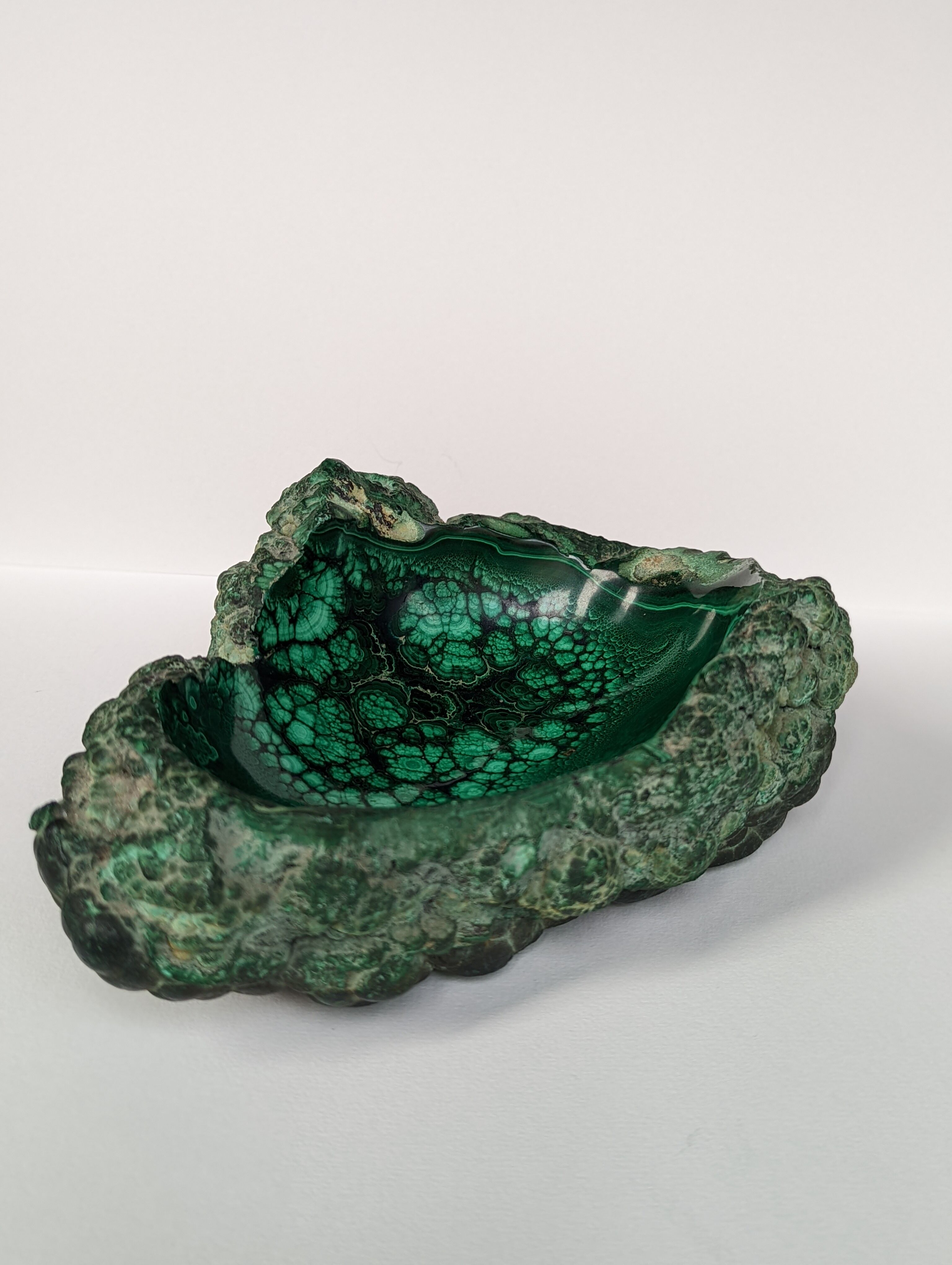 Raw malachite block cup