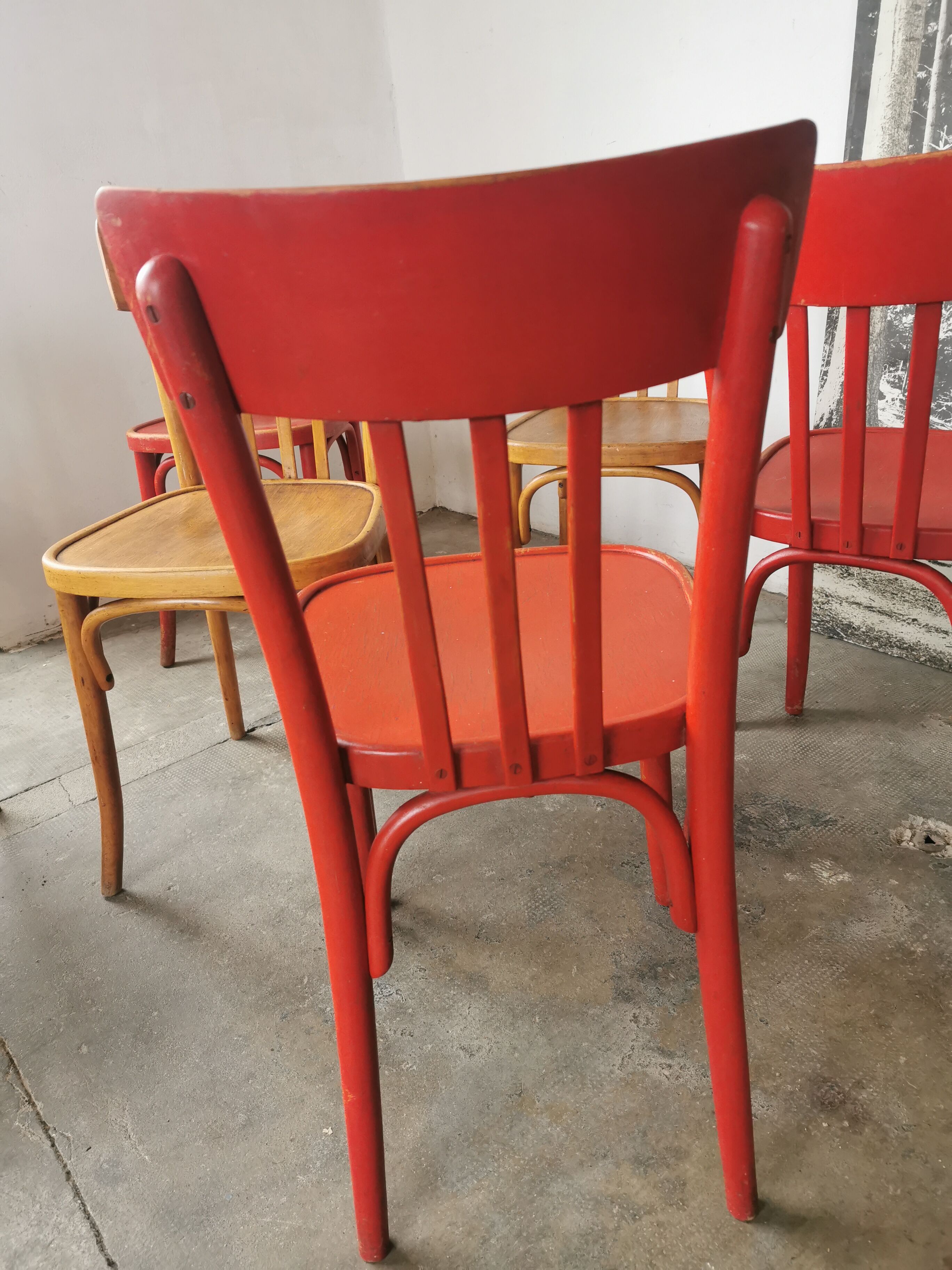 Set of 6 vintage bistro chairs