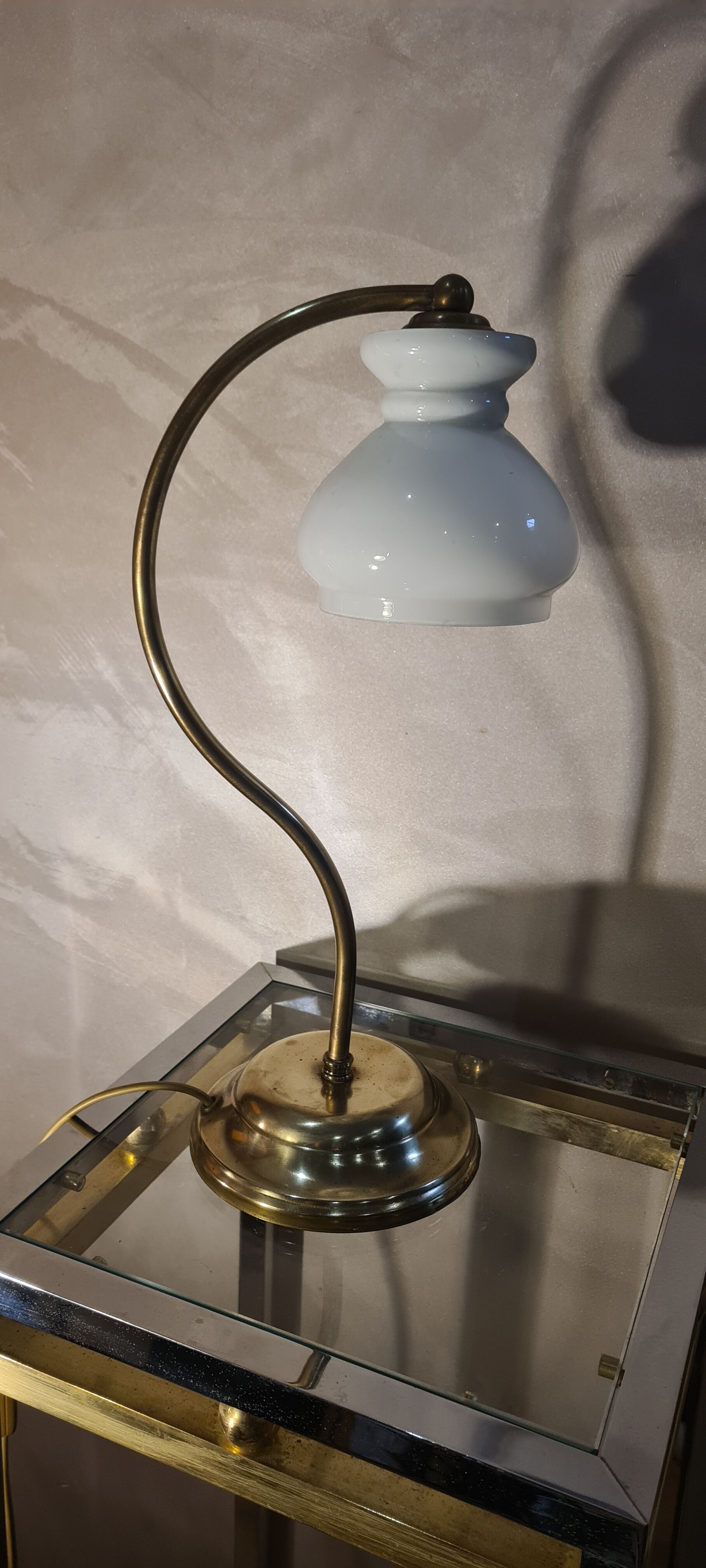 Brass lamp, with white opaline tulip 40x20