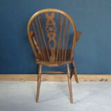 Wheelback windsor chair