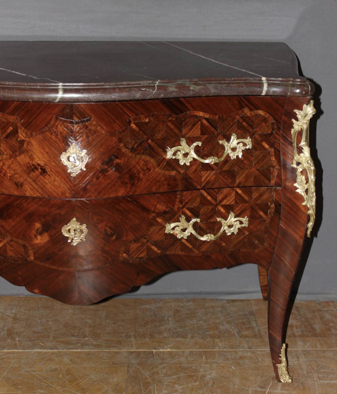 Louis XV Commode in Rosewood Marquetry, Early 19th Century