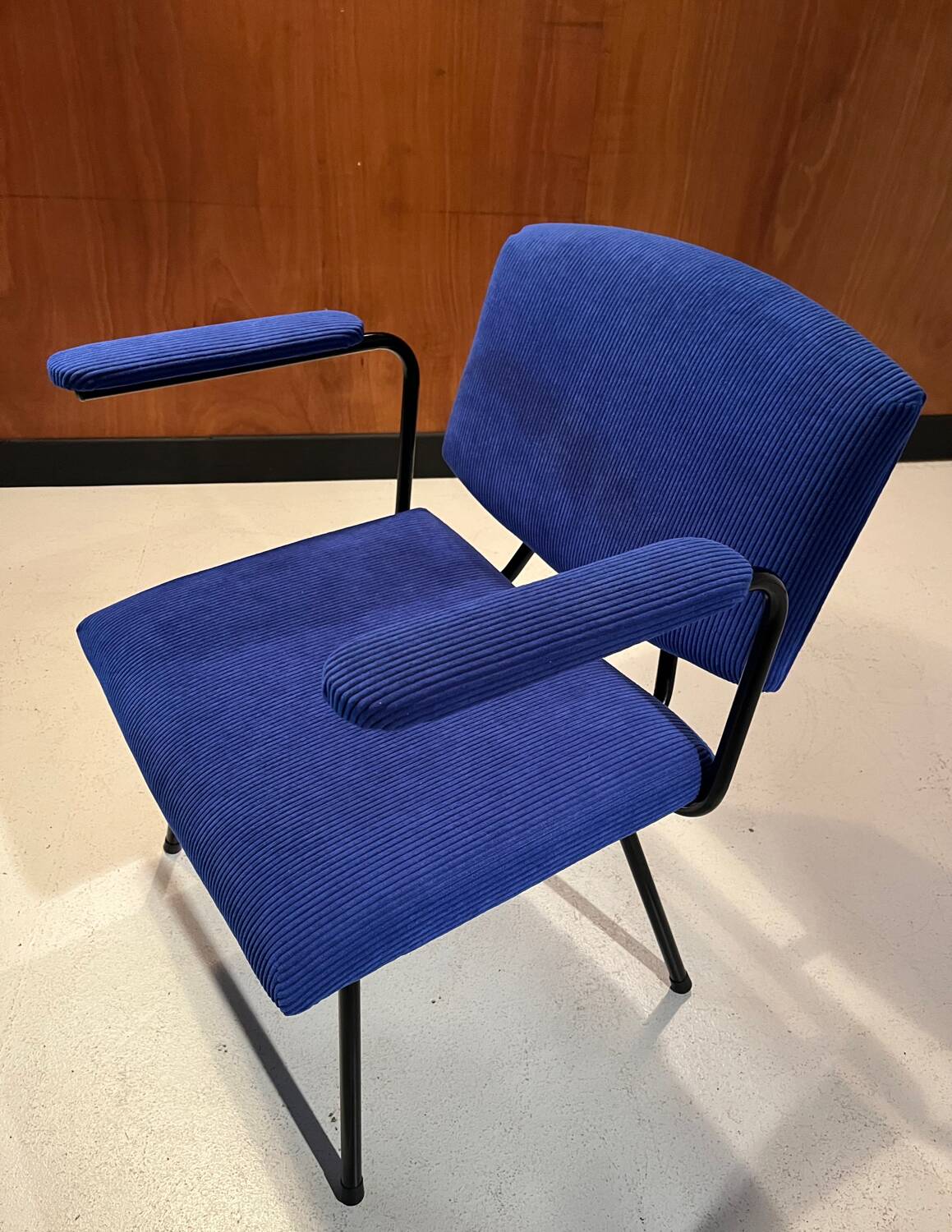 Vintage armchair 1950