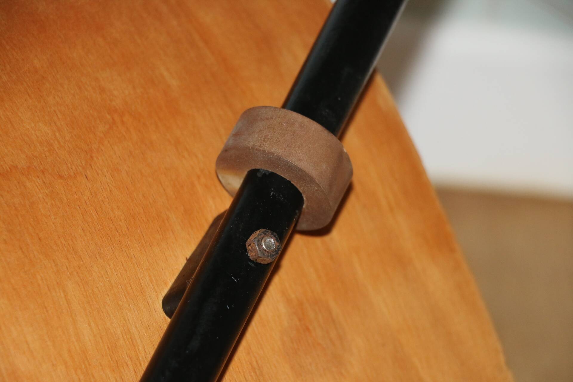 6 stone guariche papyrus chairs