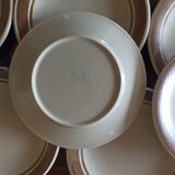 10 assiettes à dessert - Longchamp - Grises et chocolat