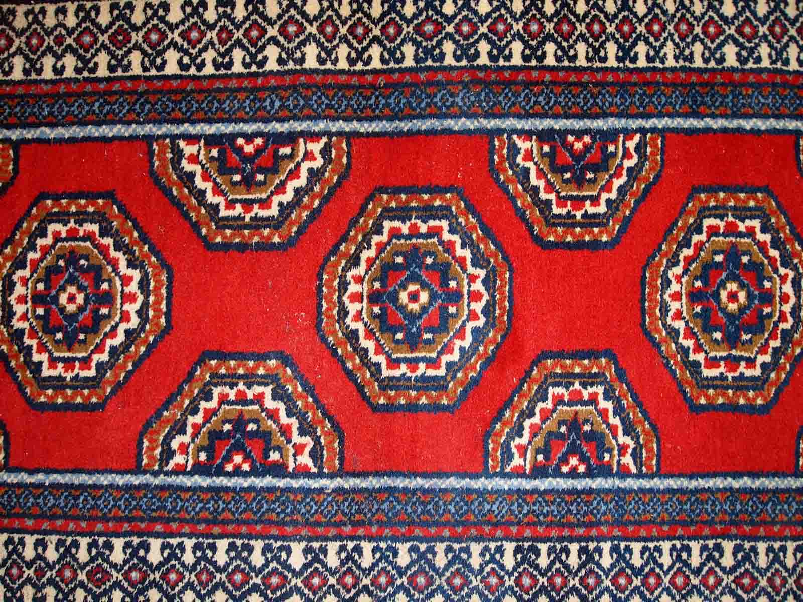 Vintage Indian Mahal handmade carpet 82cm x 156cm 1970s, 1C732