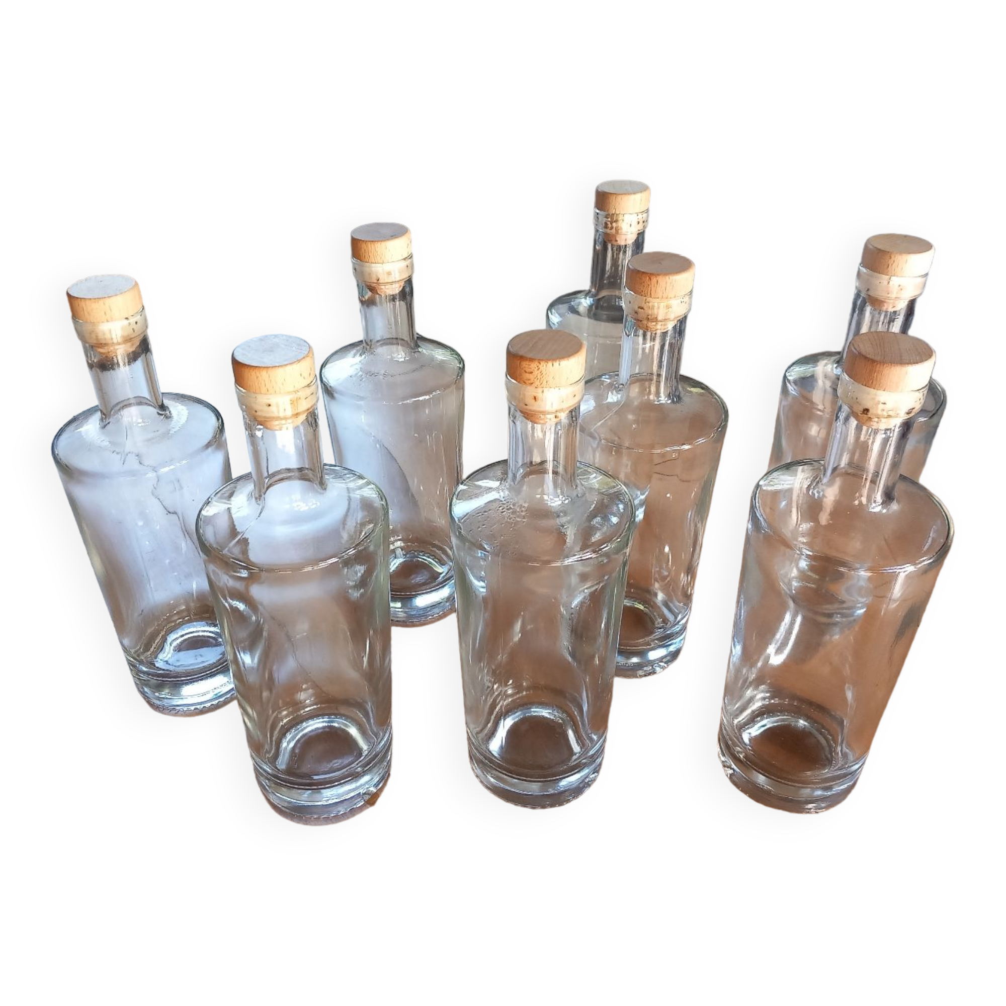 Set of 8 glass bottles with corks