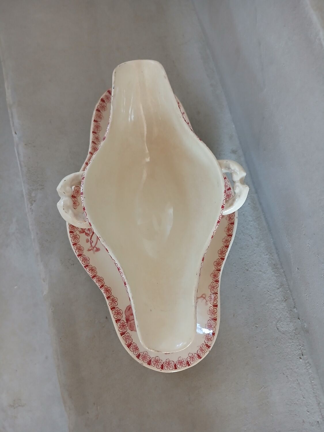 Antique sauce boat in Gien ironstone.